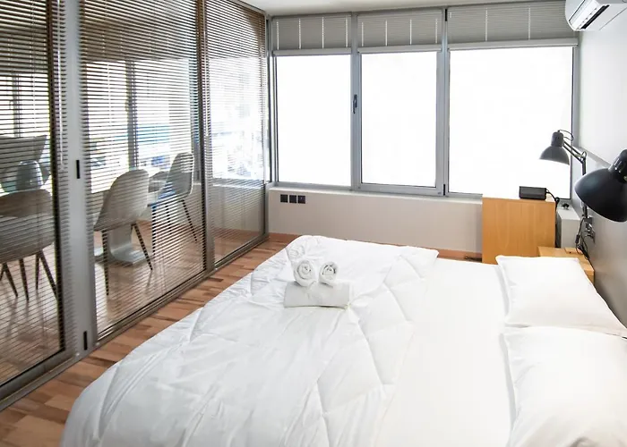 Urban Downtown Suite Xanthi - Menohomes 4